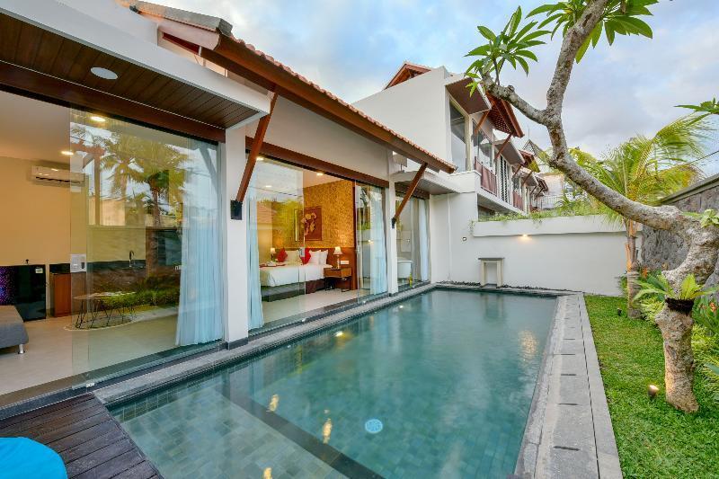 Del Cielo Villa Seminyak Bagian luar foto